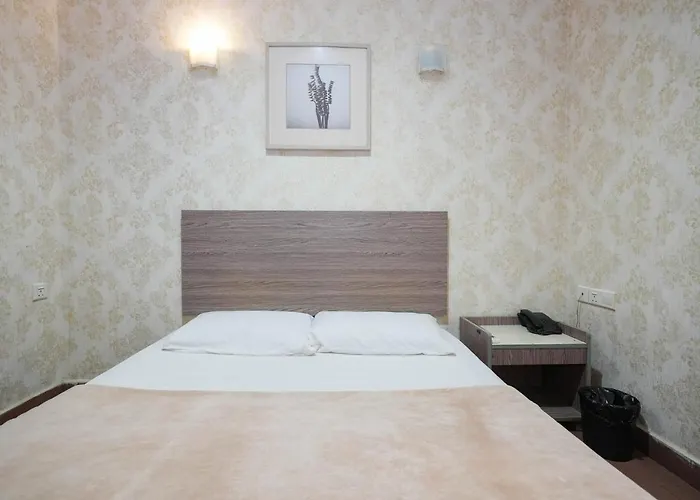 Mountbatten Hotel Singapore